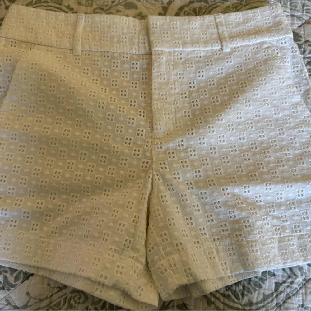 Banana Republic Cream Lace Women Shorts